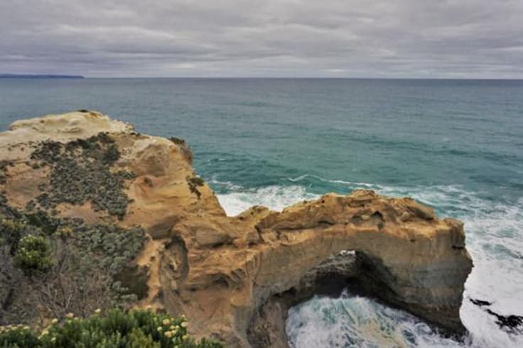 7 day road trip itinerary adelaide to melbourne 5 rock formation on ocean road trip